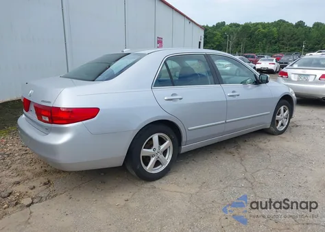 2005 Honda Accord 2.4 Ex from USA, damaged, VIN 1HGCM56805A171832